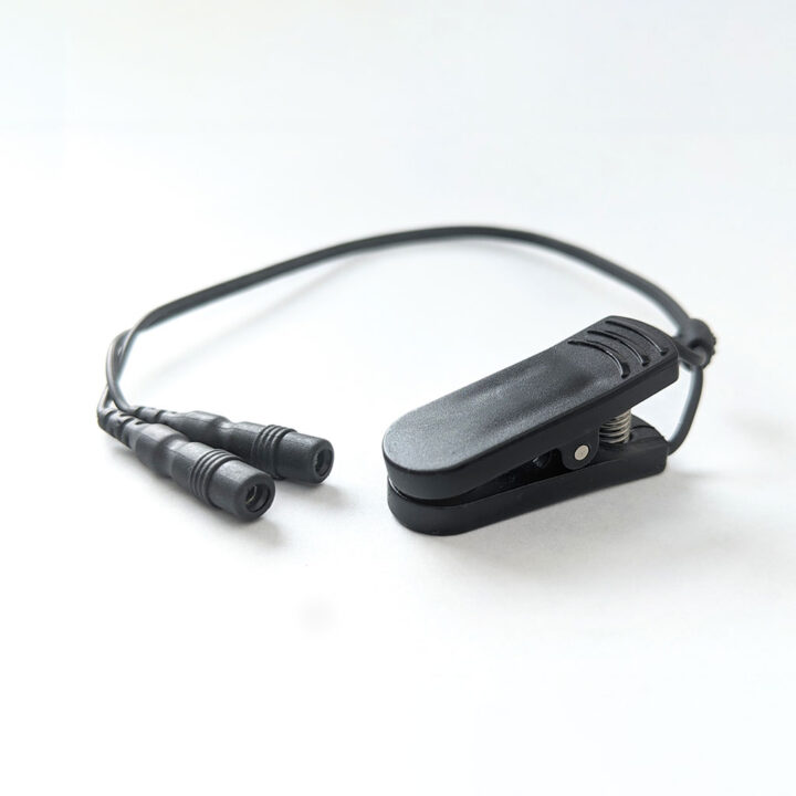firm single auricular clip